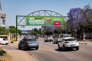 Gantry Jan Shoba Street and Lunnon traffic from Brooklyn towards Hatfield